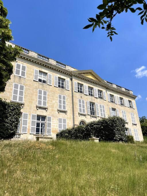 Romantique Jacuzzi, Au Chateau A 30 Min De Paris Apartment Limay Екстериор снимка